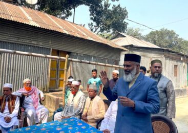 জামালপুর-২ (ইসলামপুর) আসনে জামায়াত প্রার্থীর গণসংযোগ ও উঠান বৈঠক