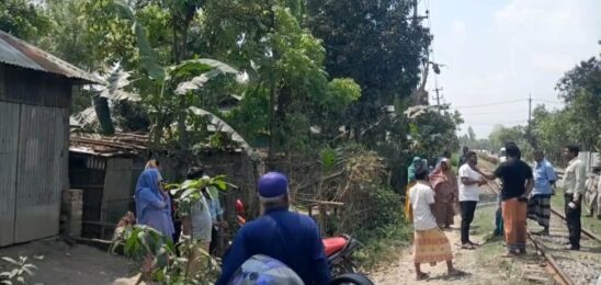 কুড়িগ্রামে জোরপূর্বক জমি দখলের অভিযোগ উঠেছে