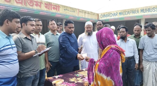 প্রবাসী সফল উদ্যোক্তা জাকির হোসাইনের উদ্যোগে ৩০০ অসহায় মানুষের মাঝে নগদ অর্থ বিতরণ