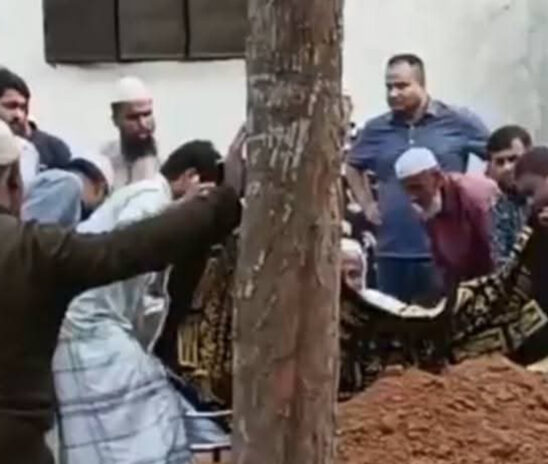 নানার বাড়ির পাশে শায়িত হলেন অভিনেতা আলভীর স্ত্রী ইকরা